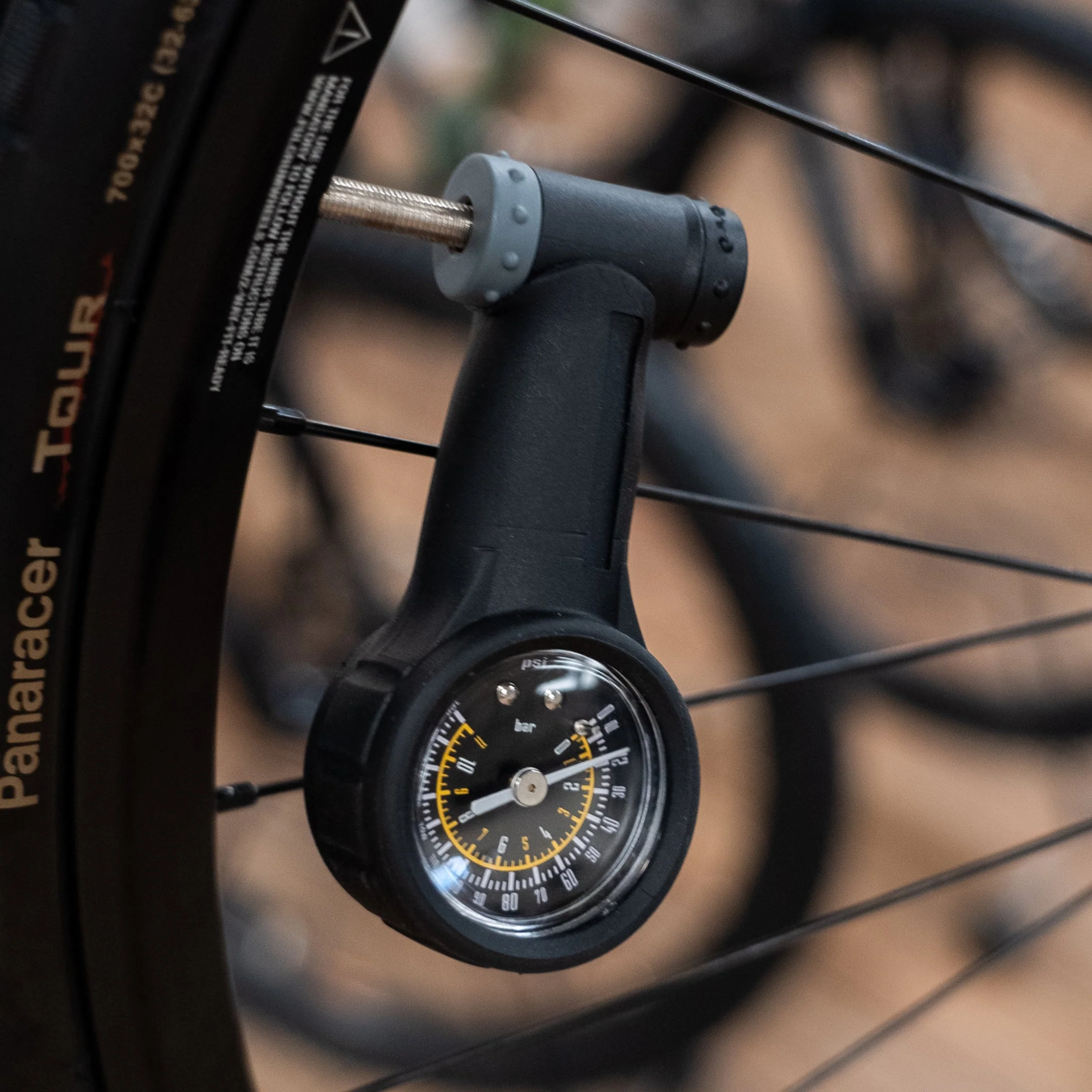 Jobsworth Universal Tyre Pressure Gauge - Image 3